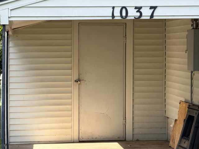 1037 North Fulbright Avenue, Springfield, MO 65802