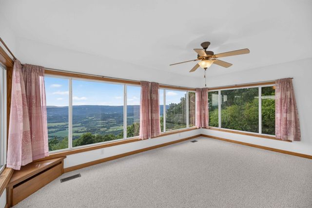 1981 Porch Rock Road, Pikeville, TN 37367