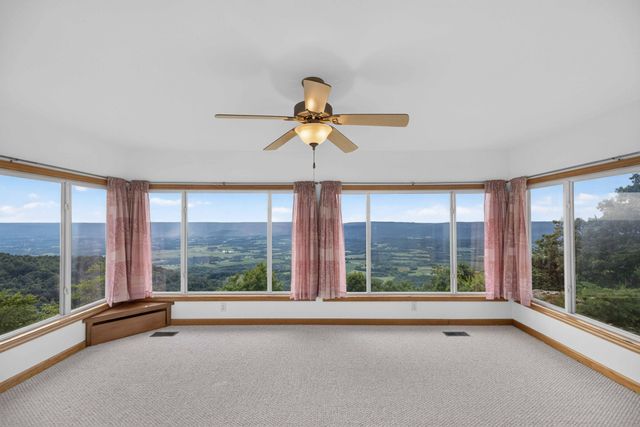 1981 Porch Rock Road, Pikeville, TN 37367