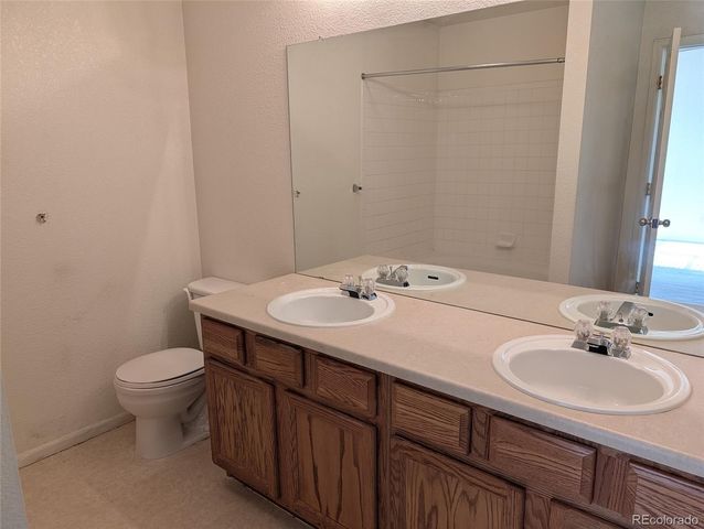 14400 Albrook Drive 73, Denver, CO 80239