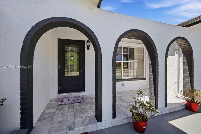 8972 SW 8th St, Boca Raton, FL 33433