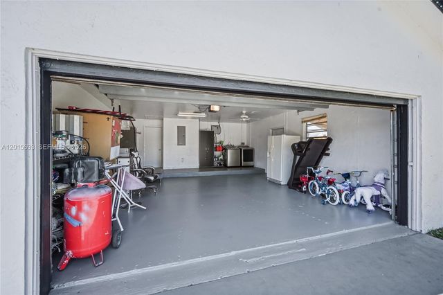 8972 SW 8th St, Boca Raton, FL 33433