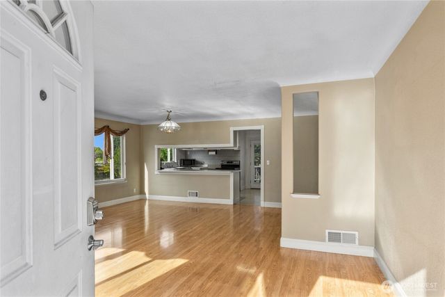 9334 E B Street, Tacoma, WA 98445