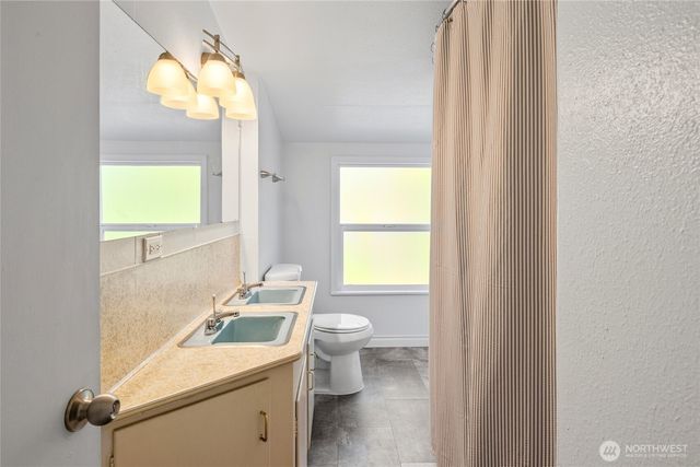 9334 E B Street, Tacoma, WA 98445