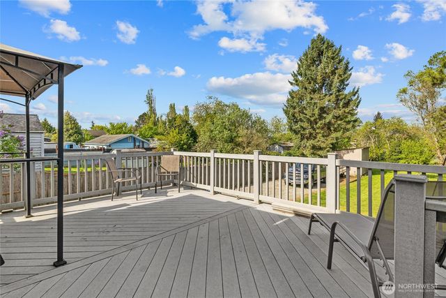 9334 E B Street, Tacoma, WA 98445
