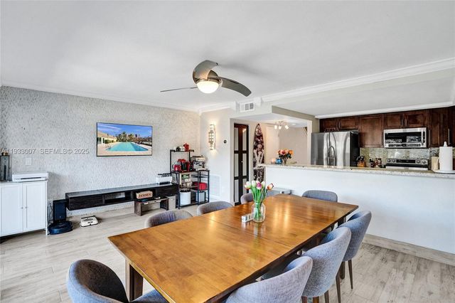 16478 NE 27th Pl 34, Eastern Shores, FL 33160