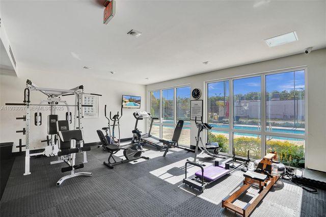 16478 NE 27th Pl 34, Eastern Shores, FL 33160