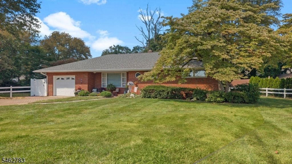 704 3Rd St, Dunellen Boro, NJ 08812 — photo 3