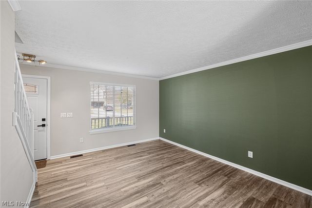 1267 Bell Court, Elyria, OH 44035