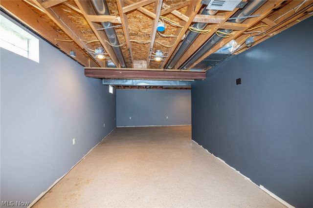 1267 Bell Court, Elyria, OH 44035