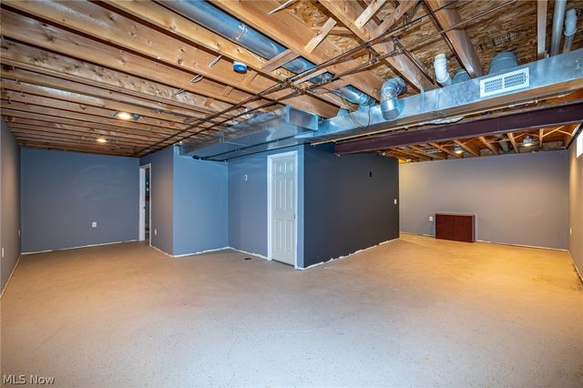 1267 Bell Court, Elyria, OH 44035