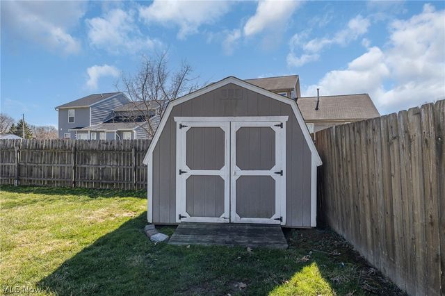 1267 Bell Court, Elyria, OH 44035