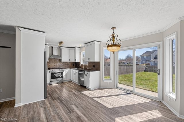 1267 Bell Court, Elyria, OH 44035