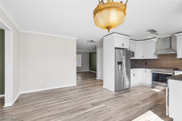 1267 Bell Court, Elyria, OH 44035