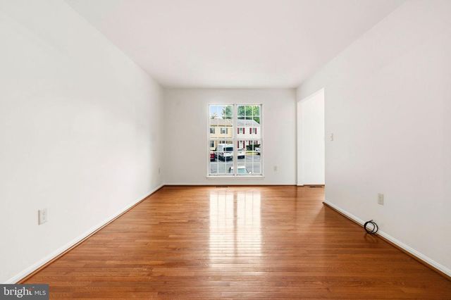 19249 ESMOND TER, Germantown, MD 20874