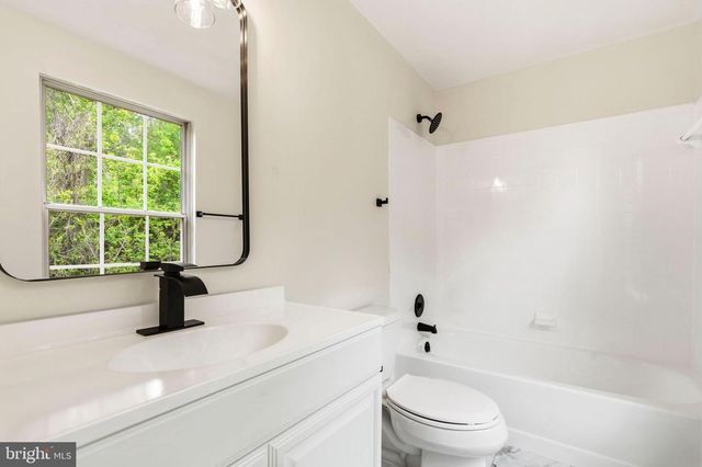 19249 ESMOND TER, Germantown, MD 20874