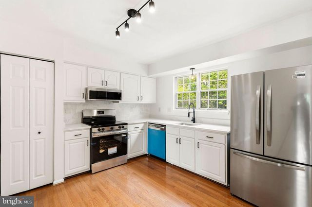 19249 ESMOND TER, Germantown, MD 20874