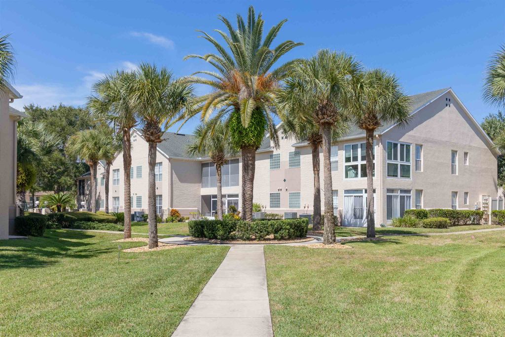 202 Augusta Cir, St Augustine, FL 32086