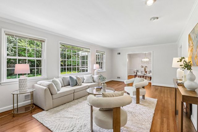 5601 KIRKWOOD DR, Bethesda, MD 20816