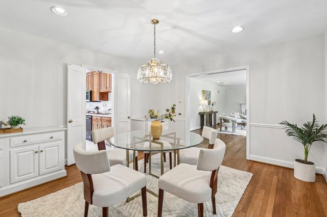 5601 KIRKWOOD DR, Bethesda, MD 20816