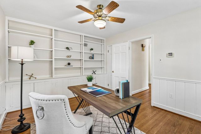 5601 KIRKWOOD DR, Bethesda, MD 20816