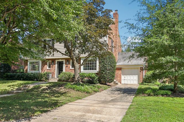 5601 KIRKWOOD DR, Bethesda, MD 20816