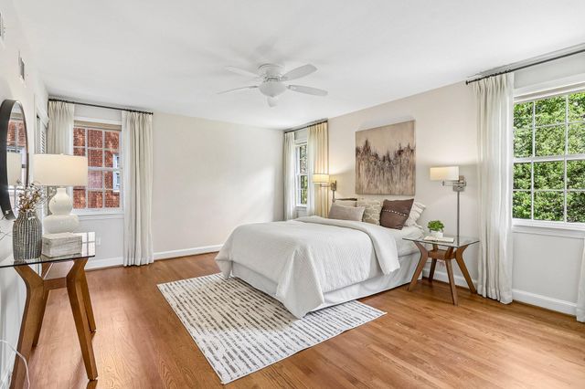5601 KIRKWOOD DR, Bethesda, MD 20816