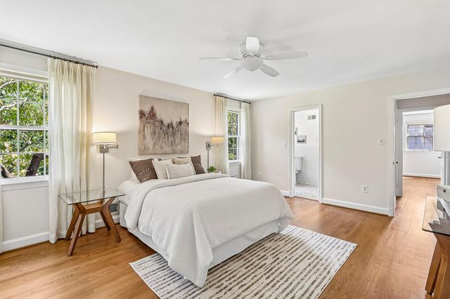 5601 KIRKWOOD DR, Bethesda, MD 20816