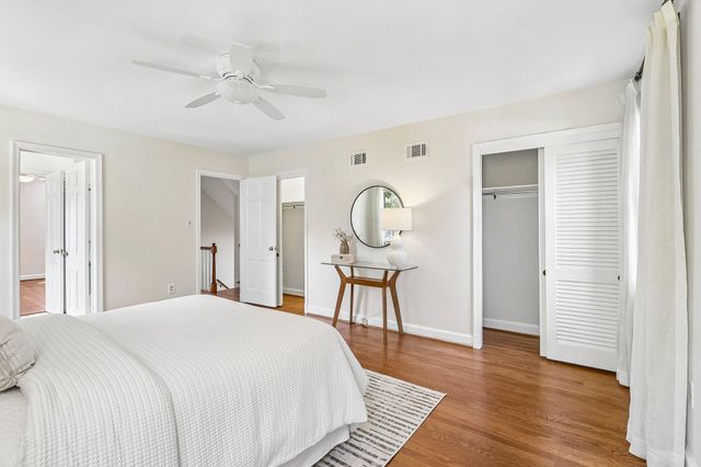 5601 KIRKWOOD DR, Bethesda, MD 20816