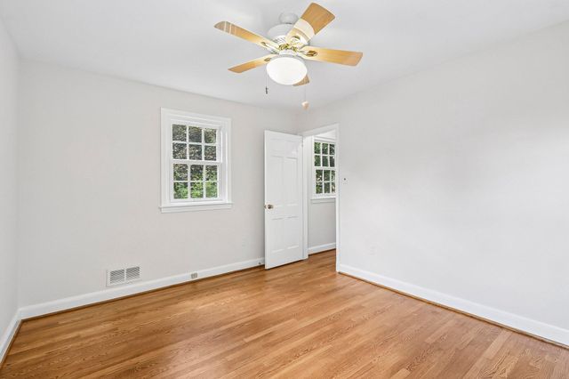 5601 KIRKWOOD DR, Bethesda, MD 20816