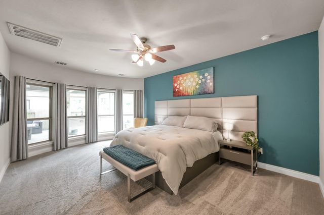 275 Bronze View Drive, Montgomery, TX 77316