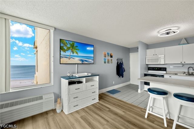 7330 Estero BLVD 401, Fort Myers Beach, FL 33931
