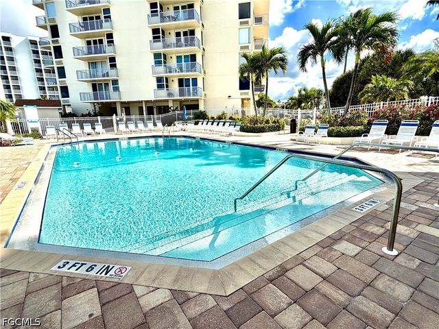 7330 Estero BLVD 401, Fort Myers Beach, FL 33931