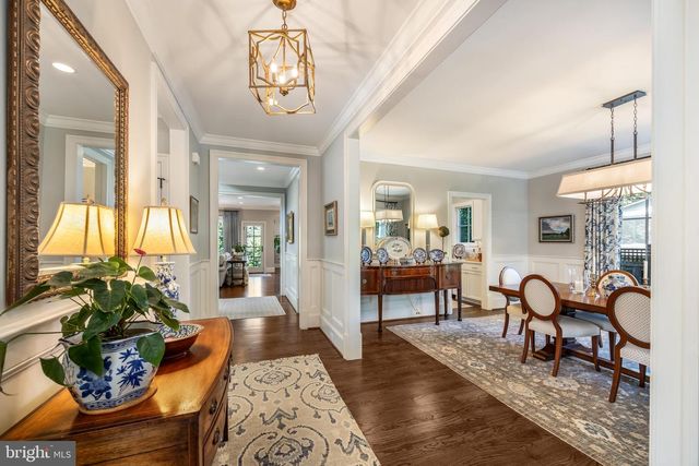 2012 N JEFFERSON ST, Arlington, VA 22205