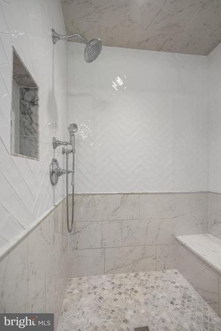 2012 N JEFFERSON ST, Arlington, VA 22205