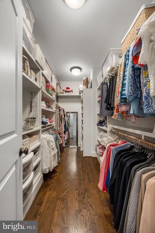 2012 N JEFFERSON ST, Arlington, VA 22205