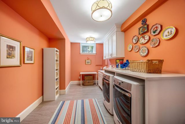 2012 N JEFFERSON ST, Arlington, VA 22205