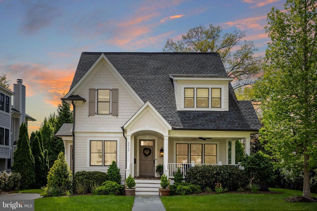 2012 N JEFFERSON ST, Arlington, VA 22205