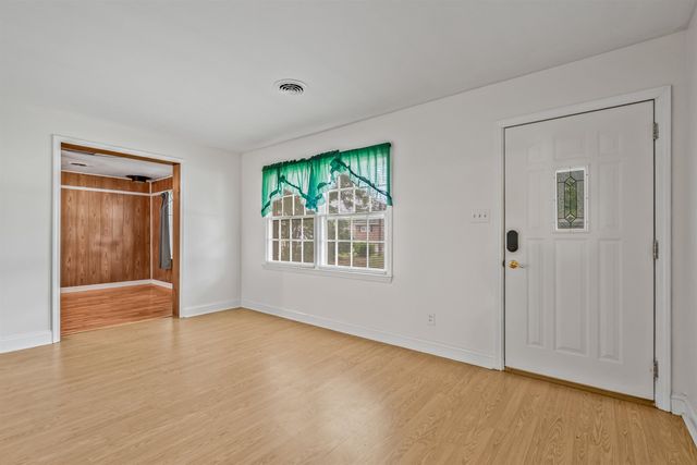 545 Hickory Ave., Johnsonville, SC 29555