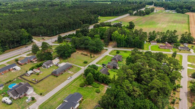 545 Hickory Ave., Johnsonville, SC 29555