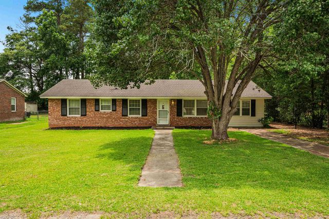 545 Hickory Ave., Johnsonville, SC 29555