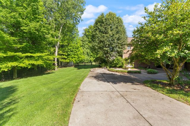 187 Woodside Drive, Somerset, KY 42503
