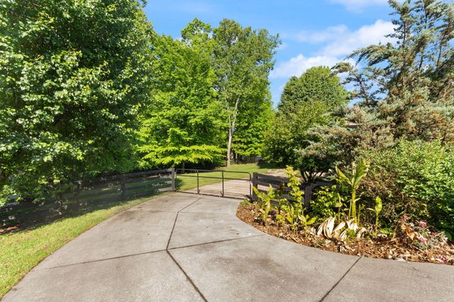 187 Woodside Drive, Somerset, KY 42503