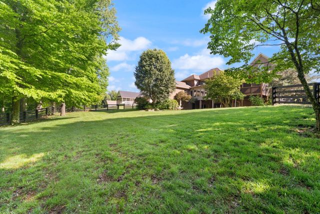 187 Woodside Drive, Somerset, KY 42503