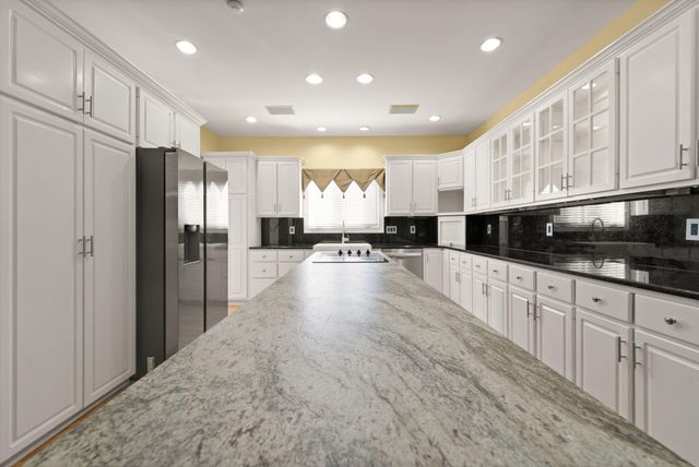 187 Woodside Drive, Somerset, KY 42503