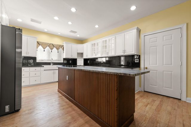 187 Woodside Drive, Somerset, KY 42503