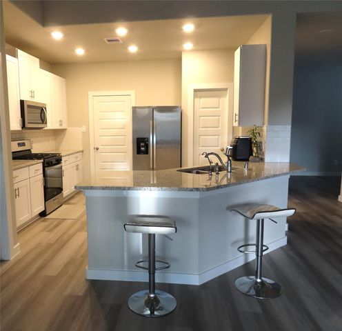 10854 Bodie Hills Drive, Rosharon, TX 77583