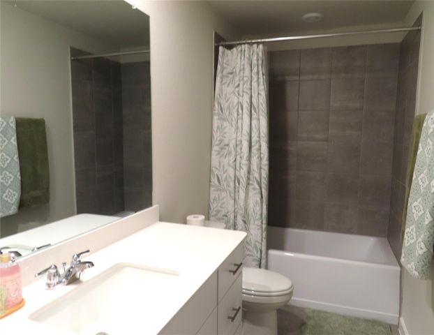 10854 Bodie Hills Drive, Rosharon, TX 77583