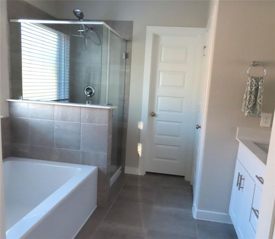 10854 Bodie Hills Drive, Rosharon, TX 77583