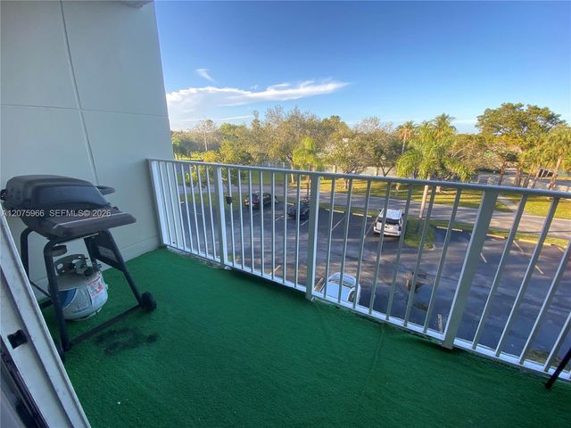 8200 SW 210th Street 217, Cutler Bay, FL 33189